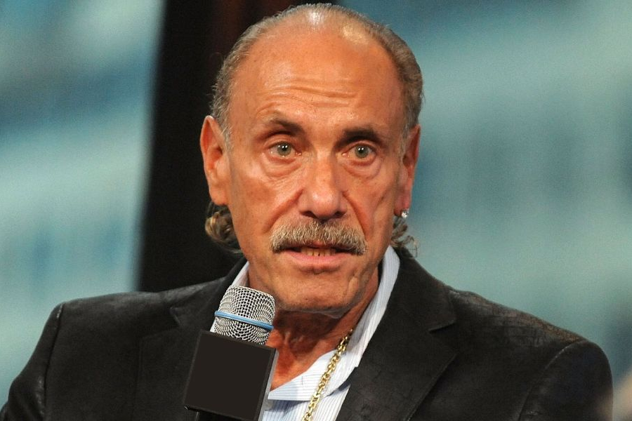 les gold net worth