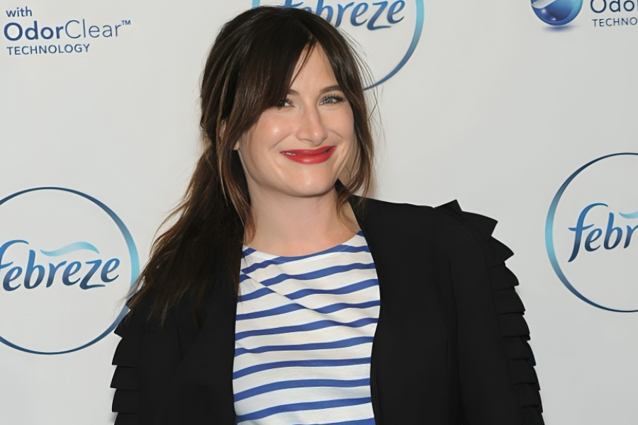 kathryn hahn net worth